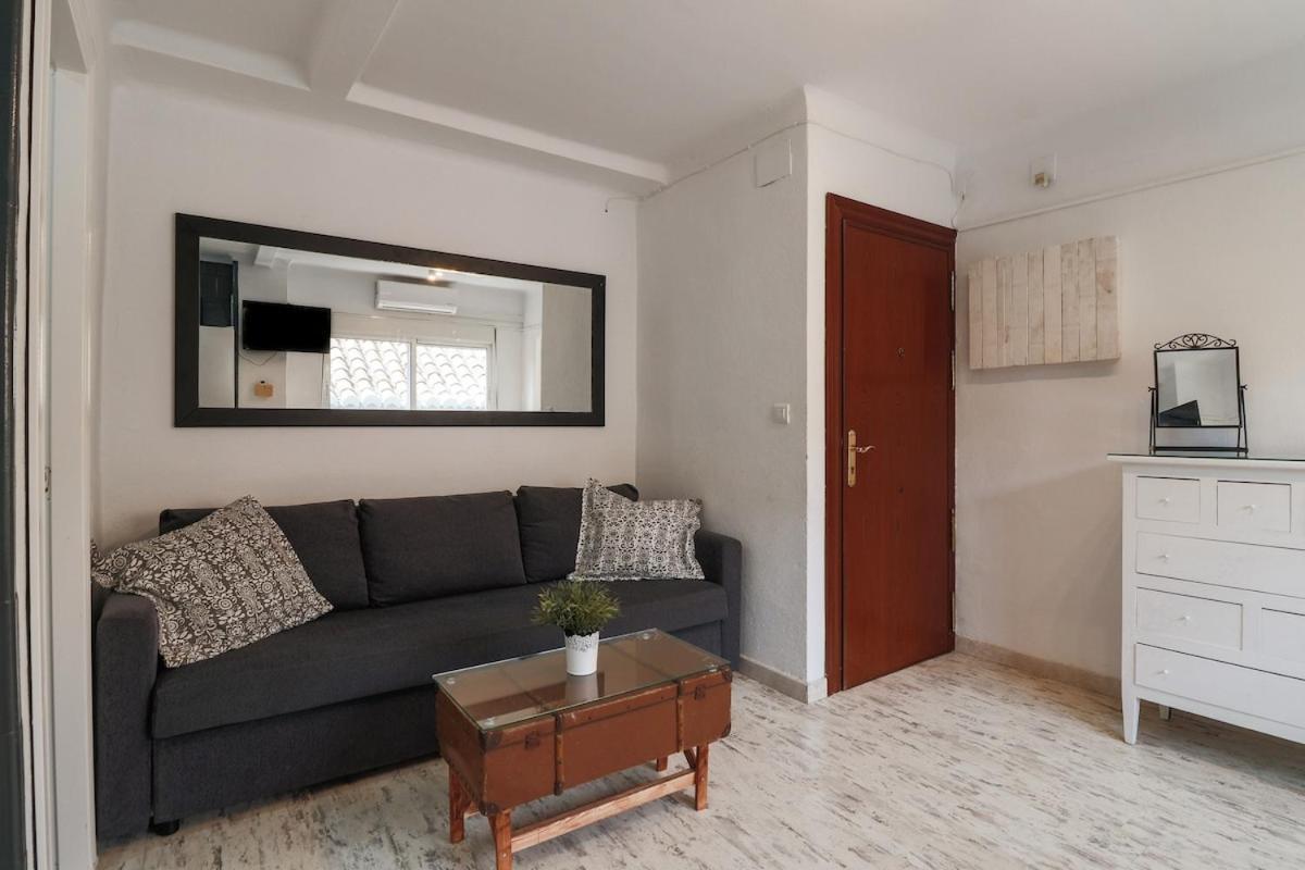 C34 - One Bedroom Apartment Next To Alcazaba Malaga Exterior photo