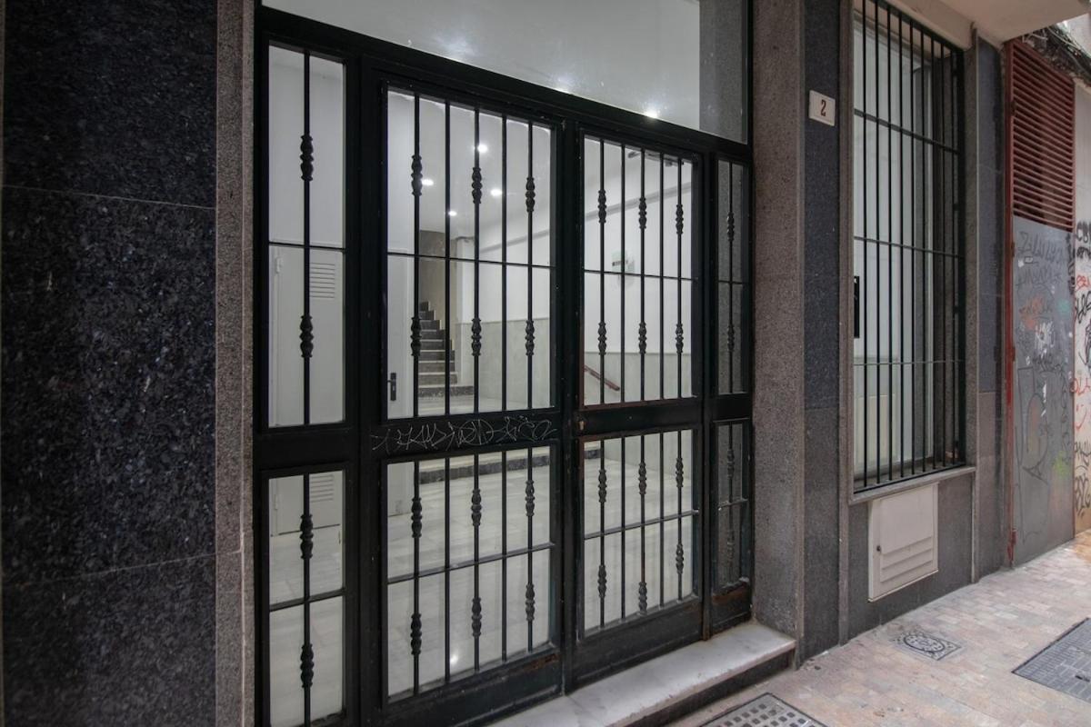C34 - One Bedroom Apartment Next To Alcazaba Malaga Exterior photo