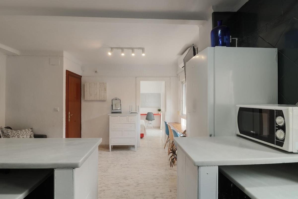 C34 - One Bedroom Apartment Next To Alcazaba Malaga Exterior photo